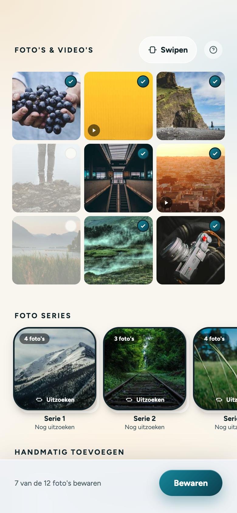 Overzicht van de foto's en video's die bij een moment horen